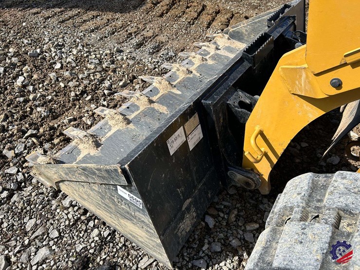 2023-caterpillar-299d3-xe-land-management-image-23