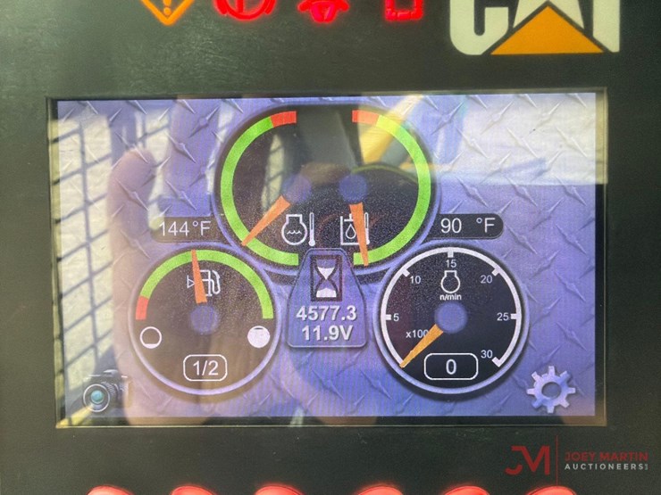 2015-caterpillar-299d-image-23