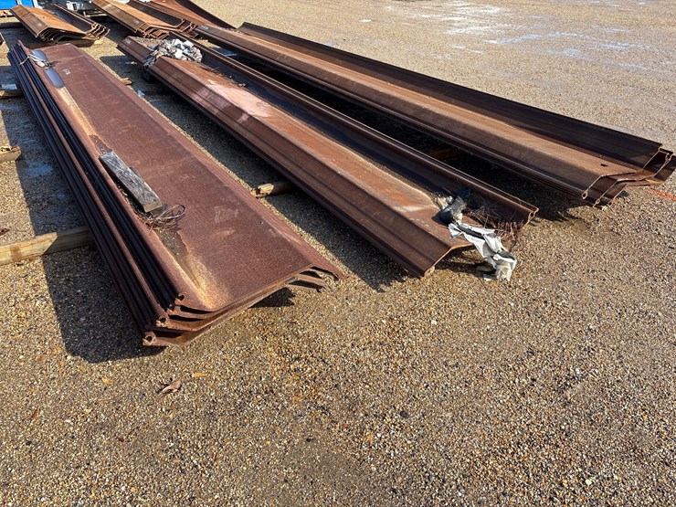 #2777-•-lot-of-approx-16-sheet-piling-20ft-image-2