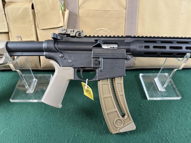 smith-&-wesson-m&p15-22-22lr-rifle-image-3
