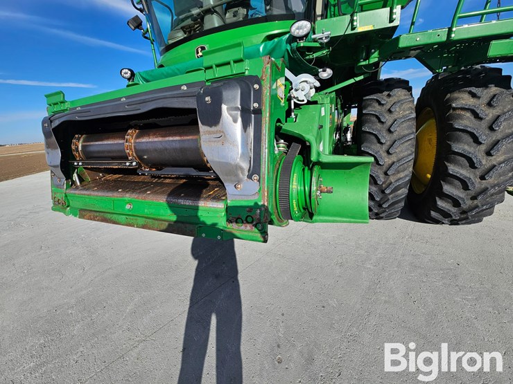 2013-john-deere-s670-image-19