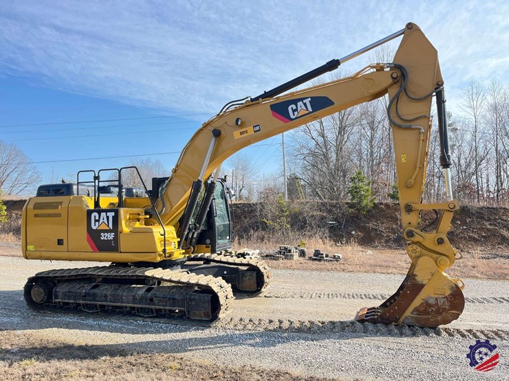 2018-caterpillar-326fl-image-4