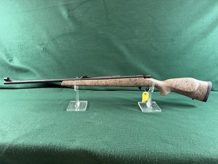 weatherby-vanguard-375-h&h-mag-rifle-image-9