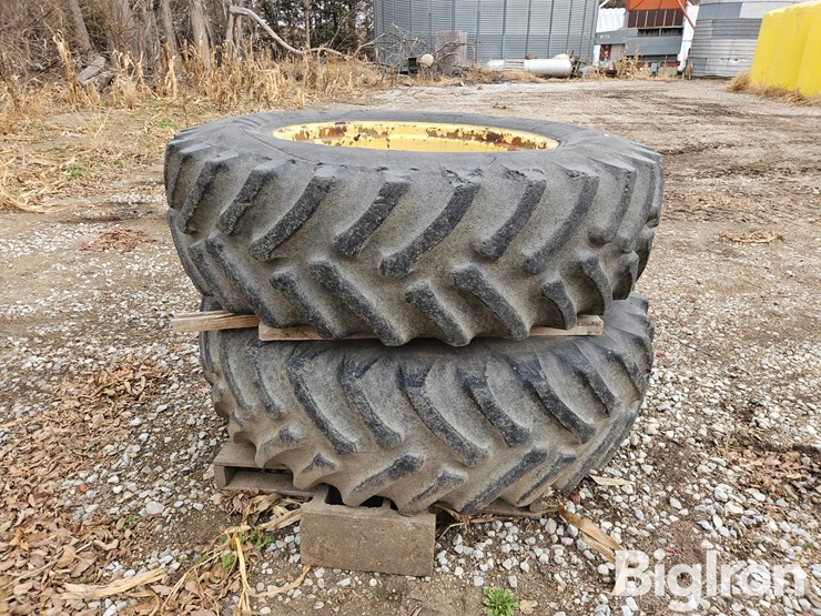 john-deere-4430-image-2