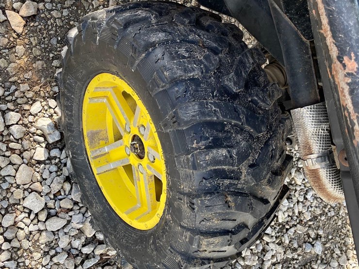 john-deere-gator-image-7