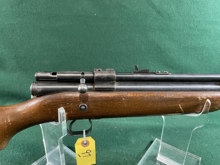 crosman-"400"-repeater-22cal-air-rifle-image-3