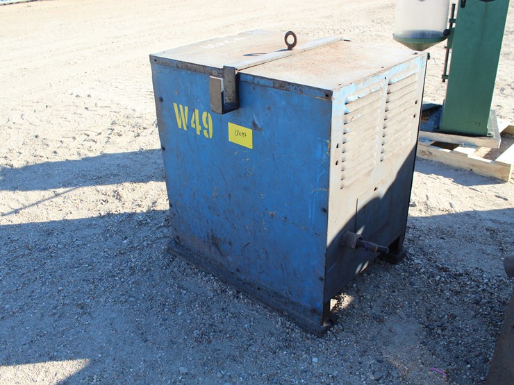 #3483-•-miller-ma300-welder-image-2