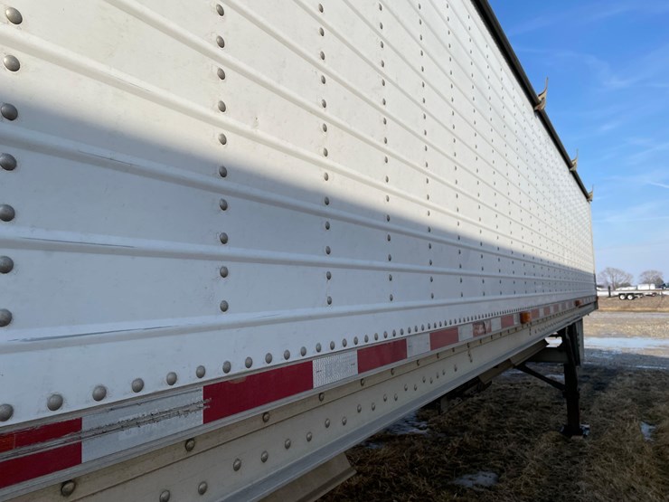 tag-#336,-2011-39'-wilson-aluminum-trailer-w/ag-hoppers-image-17