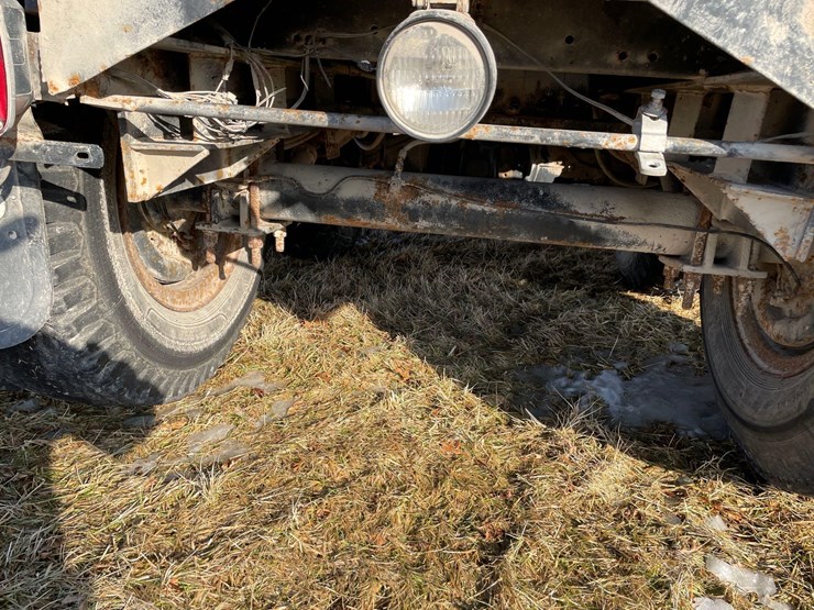 1979-gmc-7000-image-10