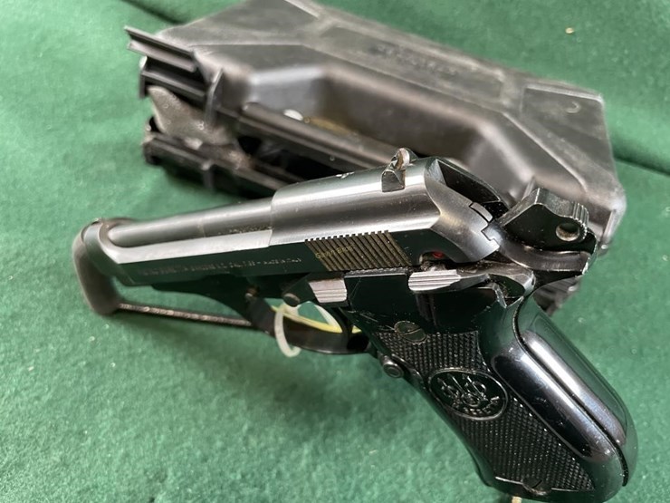 beretta-mdl.81-32acp-pistol-image-4