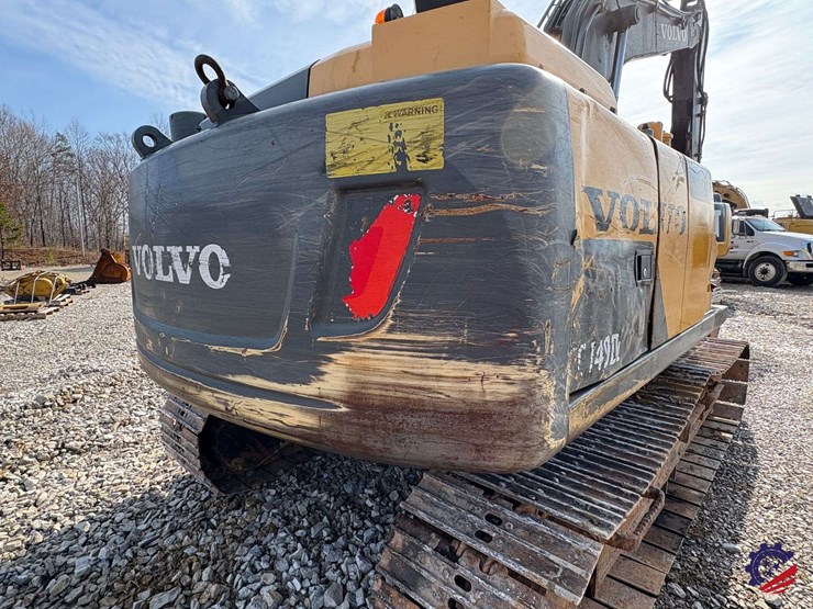 2012-volvo-ec140dl-image-36