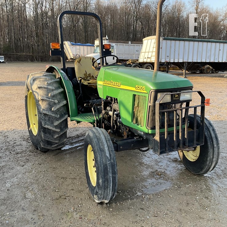 2000 JOHN DEERE 5205