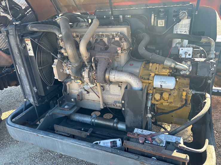 2008-jlg-g9-43a-image-8