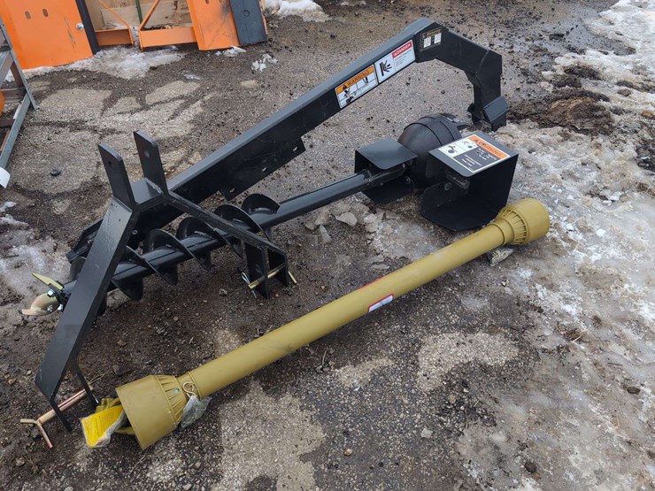 (1)-wolverine-3-point-pto-auger-with-pto-shaft-dm1-66-43h-image-11