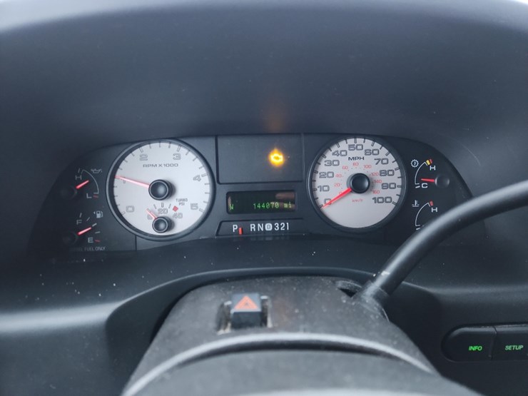 2006-ford-350-image-2