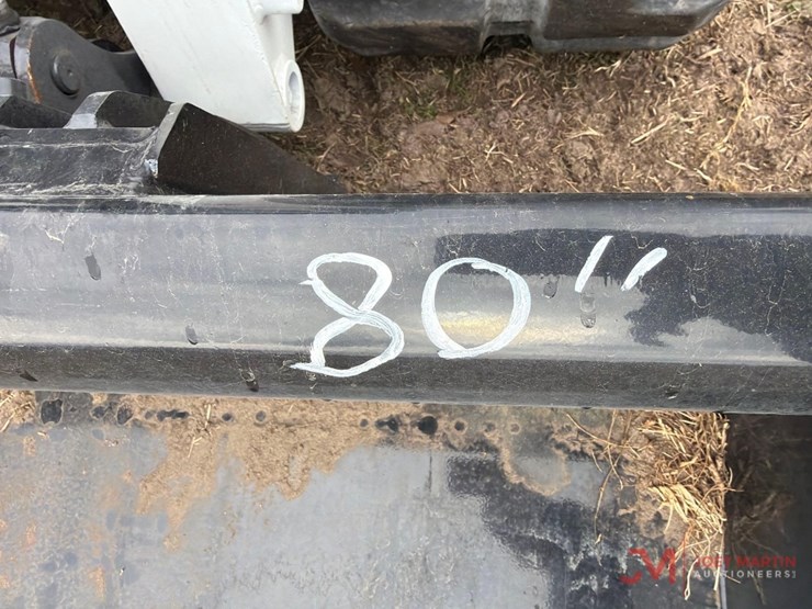 2015-bobcat-t770-image-9