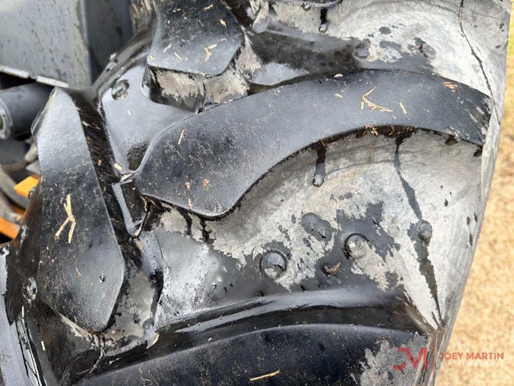 2019-case-586h-image-11