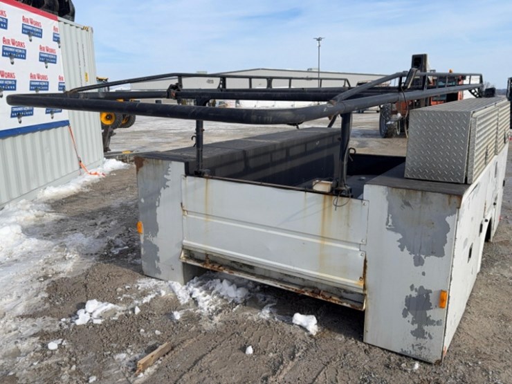 omaha-truck-bed-w/-ladder-rack-image-11