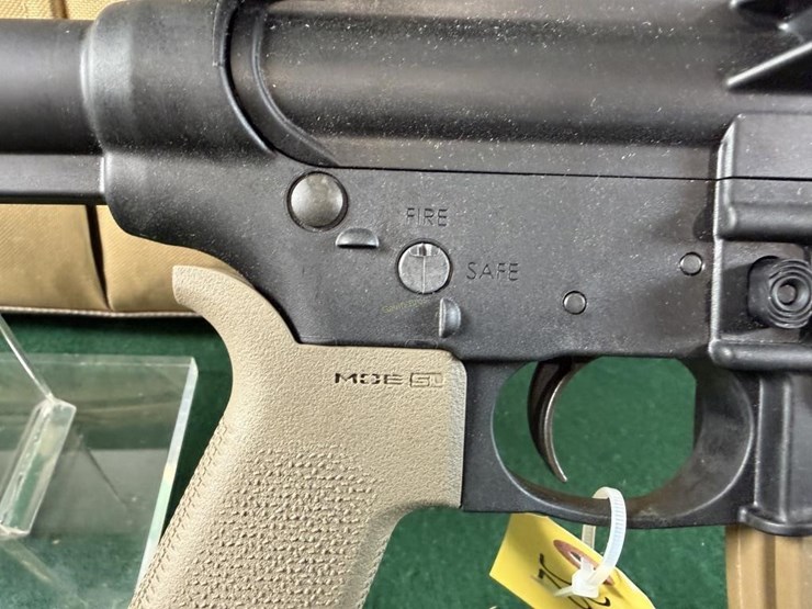 smith-&-wesson-m&p15-22-22lr-rifle-image-6