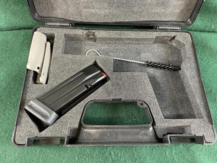 cz-mdl.p-10-9mm-pistol-image-8