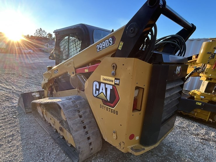 2022-caterpillar-299d3-image-7