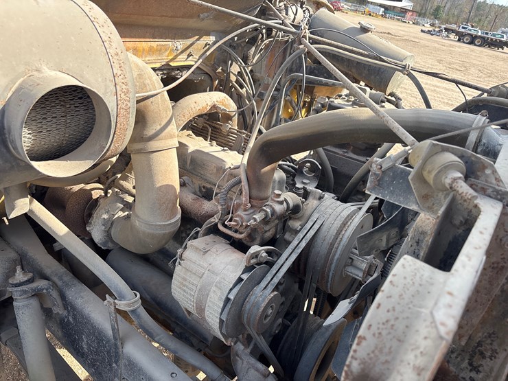 #32946-•-1988-international-water-truck-|-parts-or-repair-image-14