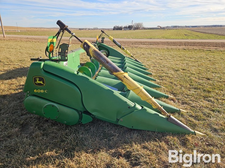 2008-john-deere-608c-image-4