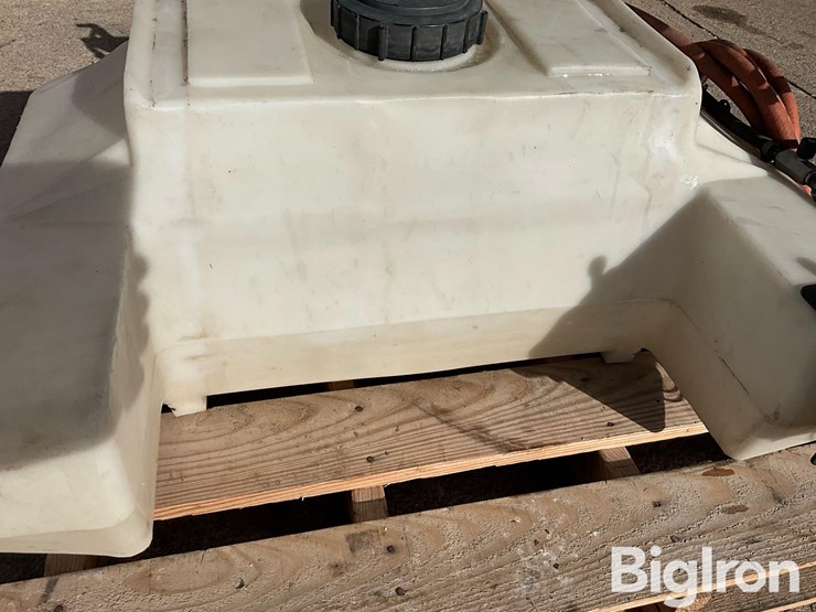 atv-sprayer-image-10