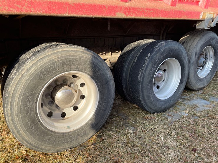 tag-#154,-2000-sterling-tri-axle-dump-truck-image-13