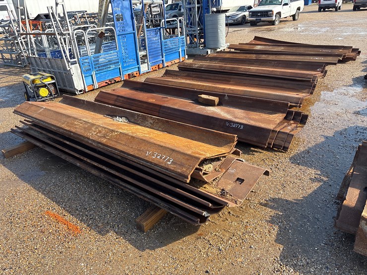 #2776-•-lot-of-(approx-78)-sheet-piling-10ft-image-2