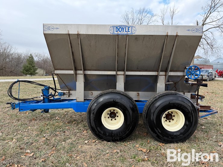 2013-doyle-t/a-8-ton-304-stainless-hopper-fertilizer/lime-spreader-image-8