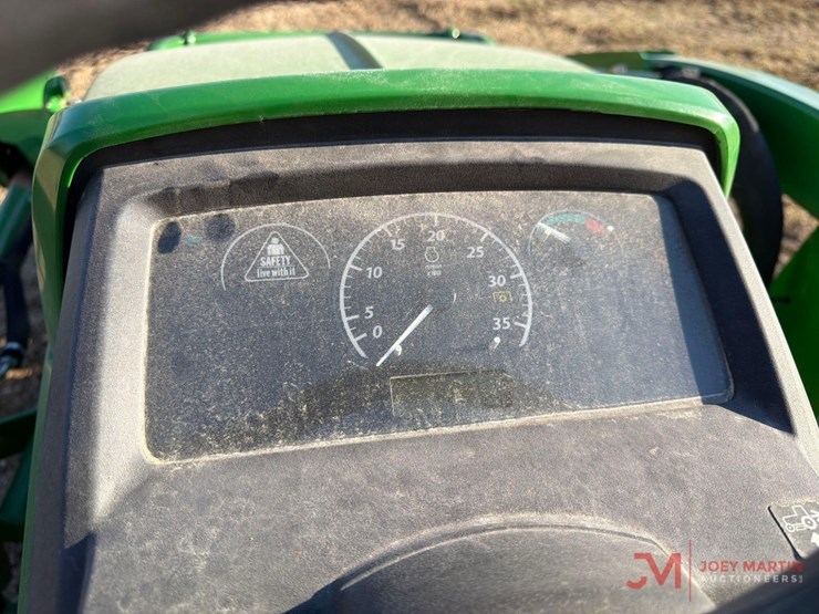 john-deere-1023e-image-17