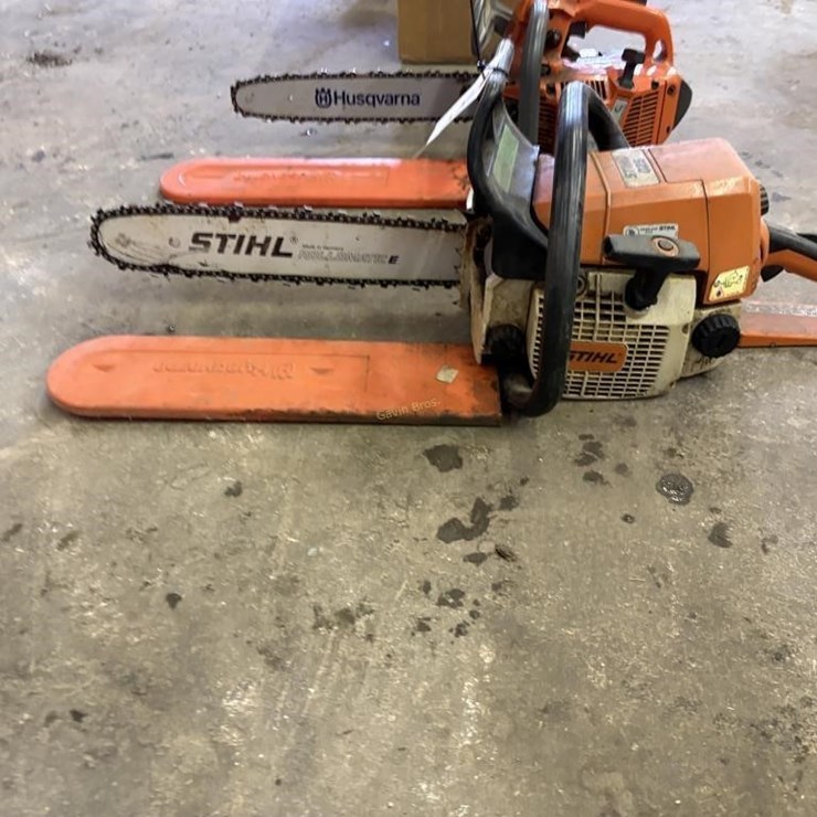 Stihl 025 Chain Saw