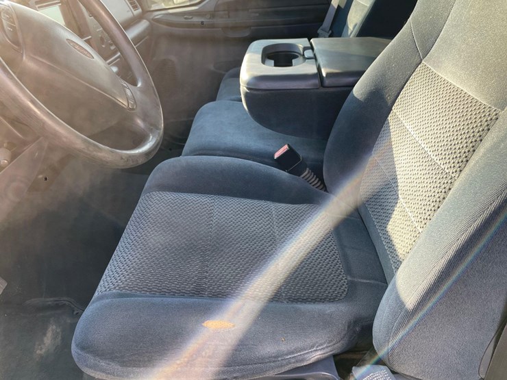 2001-ford-f250-image-13