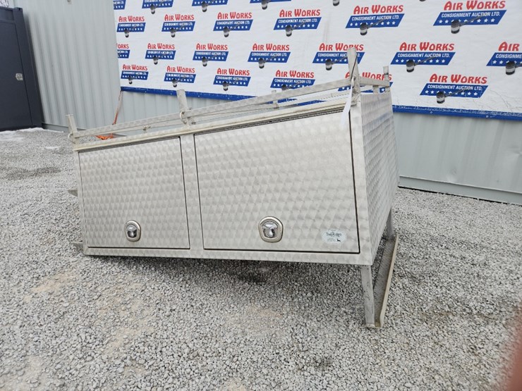 troy-ridge-7'x6'-nice-aluminum-truck-cap-with-ladder-rack,-image-1