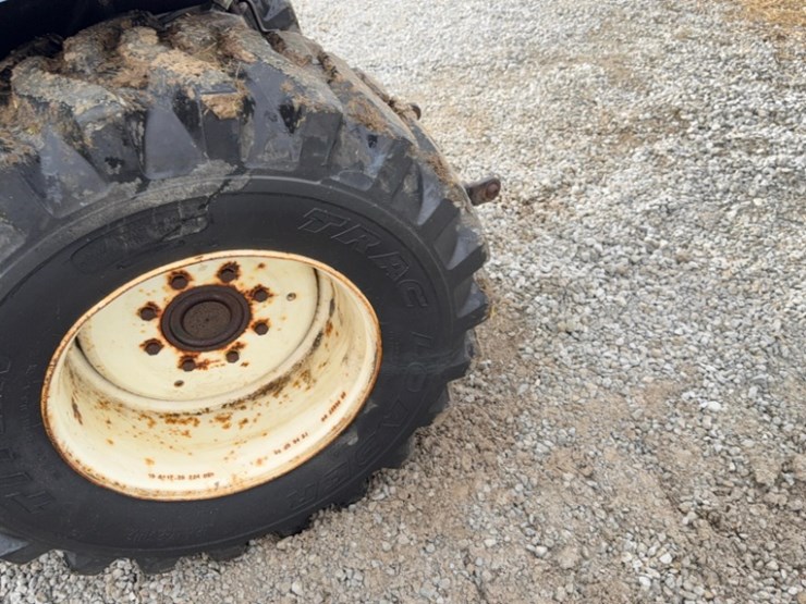 new-holland-7308-image-16