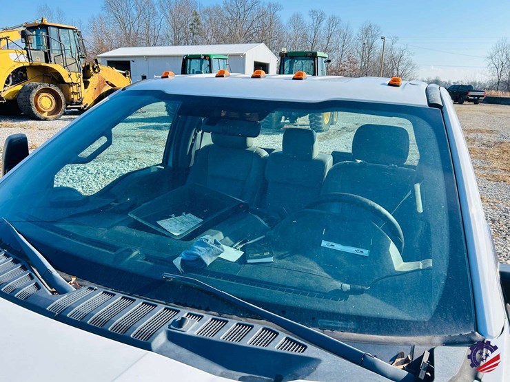 2018-ford-f550-image-17