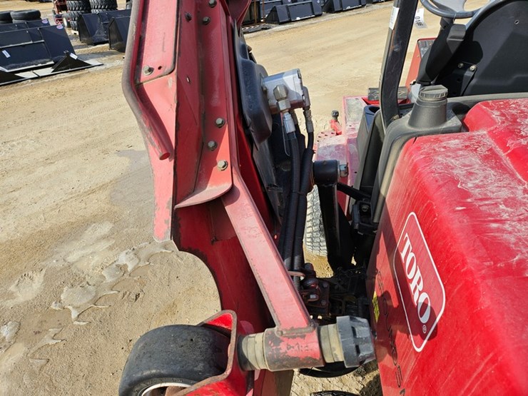 toro-groundsmaster-4000d-image-11