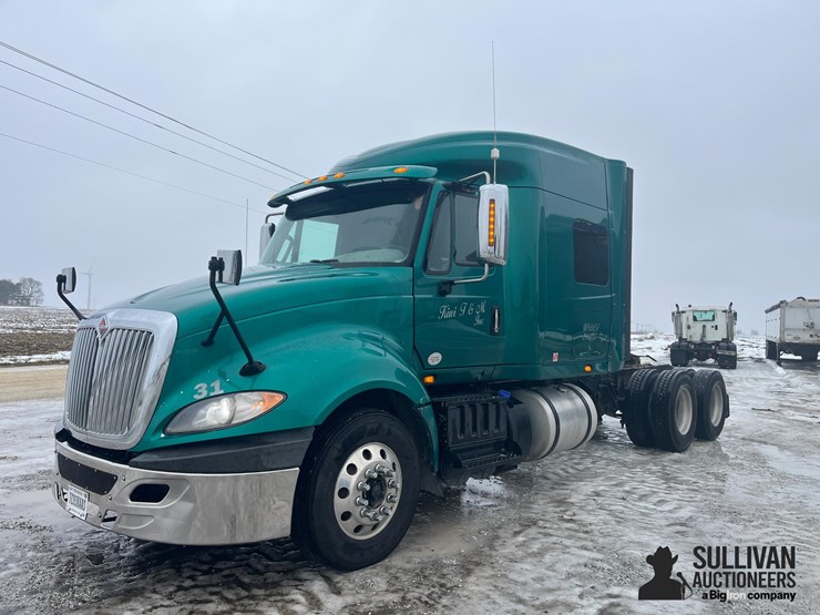 2016-international-prostar-image-18