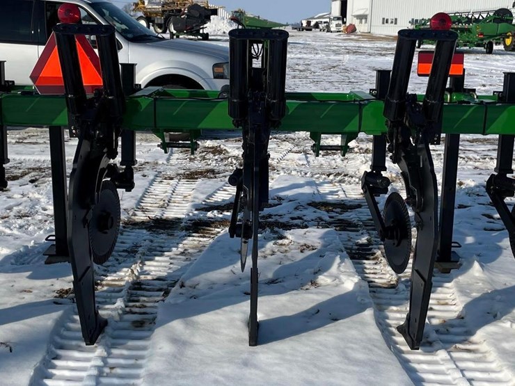 tag-#251-,-5-shank-um-132-zonebuilder-image-7