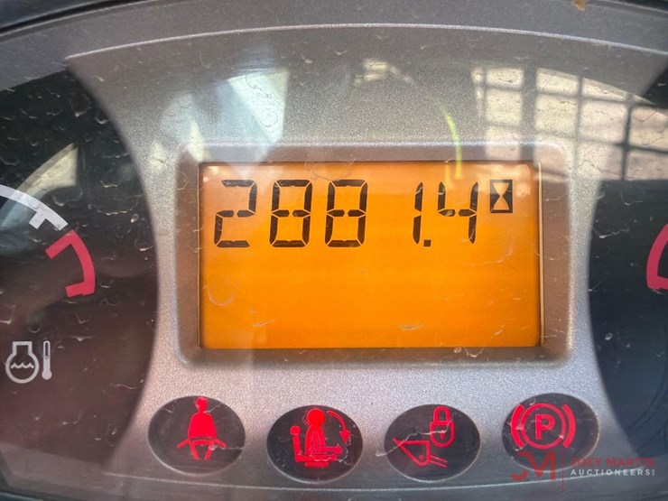 2019-bobcat-t770-image-23