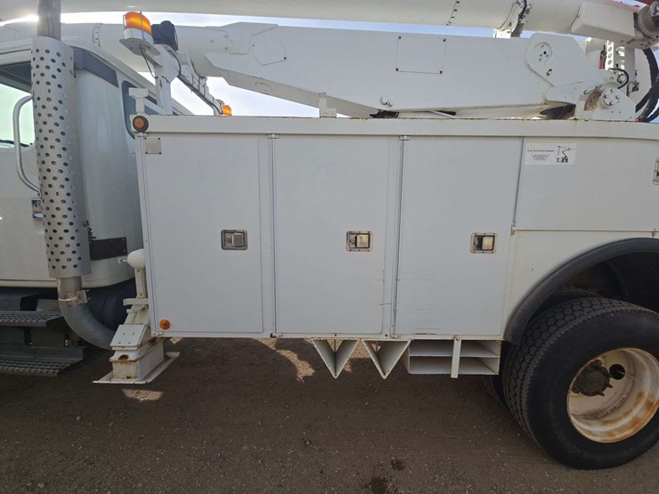 2001-international-2001-image-11