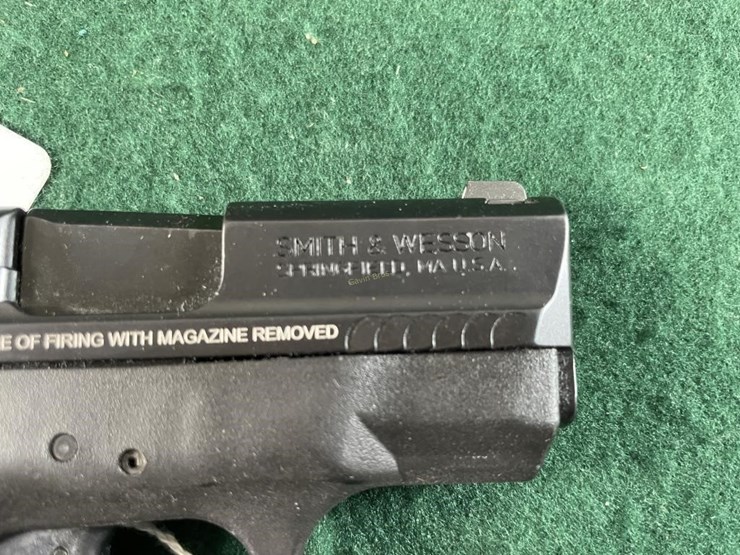 smith-&-wesson-m&p-9-shield-plus-9mm-pistol-image-3