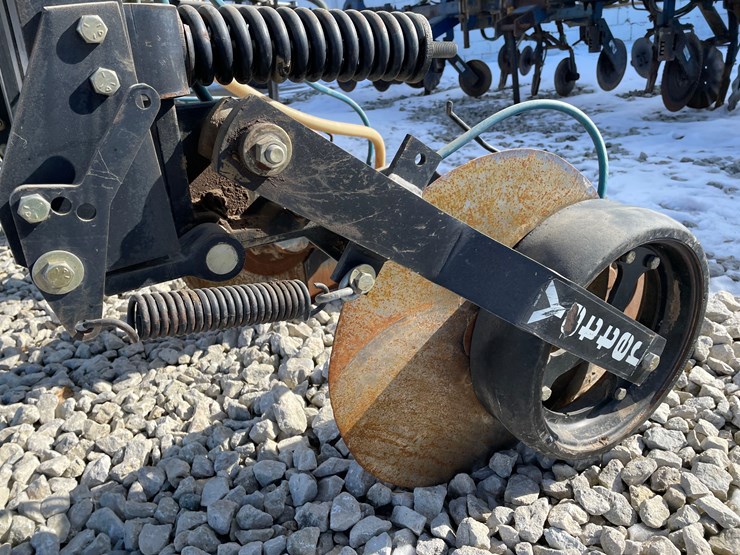 tag-#422,-45'-yetter-high-speed,-nh3-bar-image-7