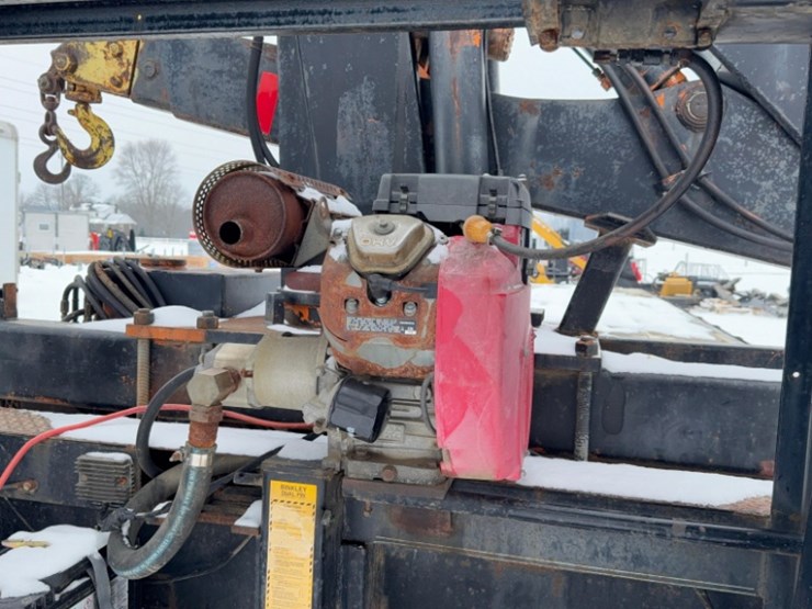 may-gooseneck-trailer,-14,000#-capacity,-no-ramps,-knuckle-boom-lift-on-front-vin#-4c8gs2629ya003492-image-25