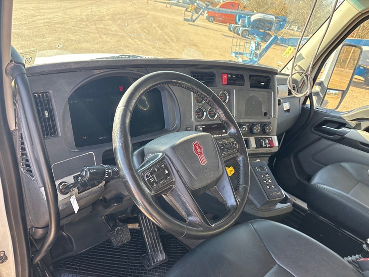 #250-•-2024-kenworth-t880-dump-truck-|-title-delay-image-11