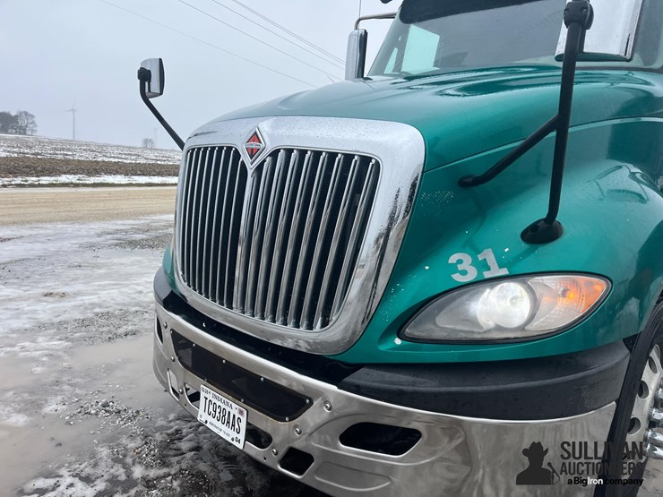 2016-international-prostar-image-14