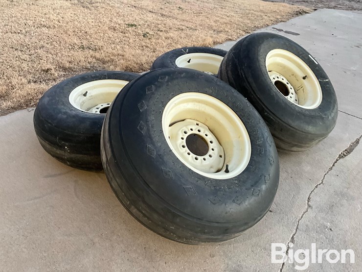 goodyear-12.5l-15-implement-tires-on-rims-image-3