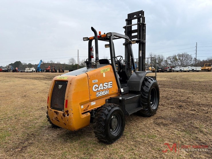 2019-case-586h-image-3