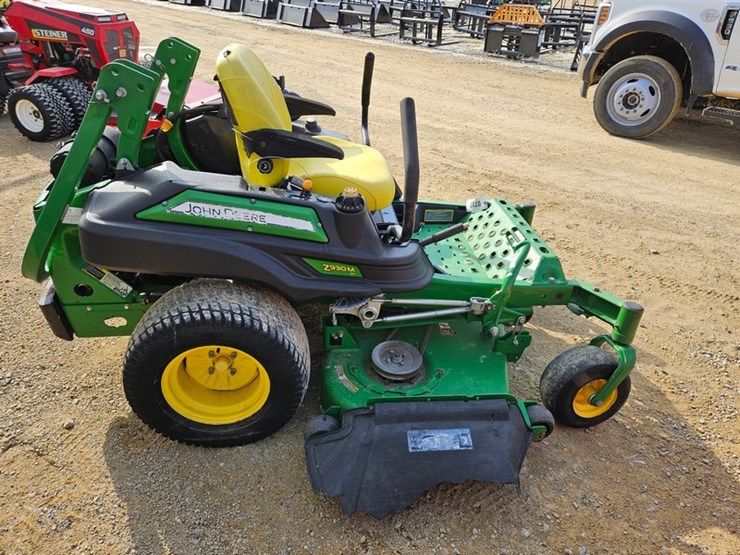 2015-john-deere-z930m-efi-image-6